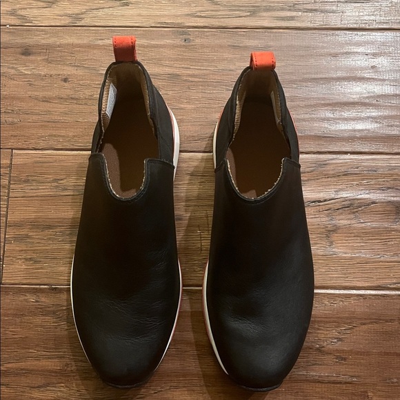 Vionic Shoes - Vionic Cece Slip On Ankle Bootie Black Leather Sneakers  Size 7.5